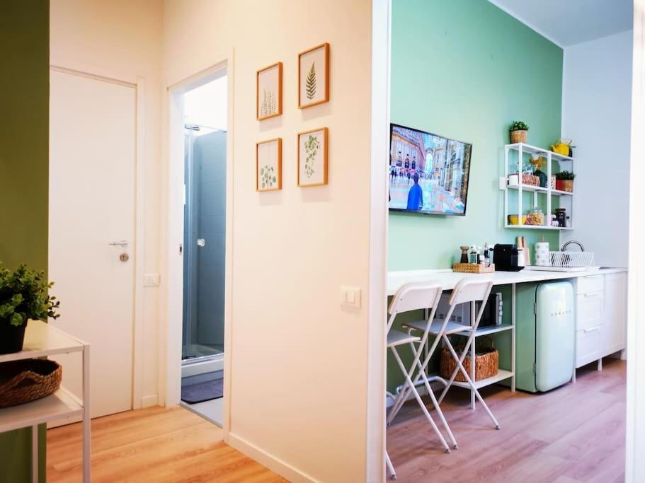 Sunny Flat 50 Meters From The Metro Apartment Milan Luaran gambar
