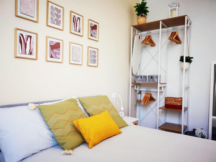 Sunny Flat 50 Meters From The Metro Apartment Milan Luaran gambar