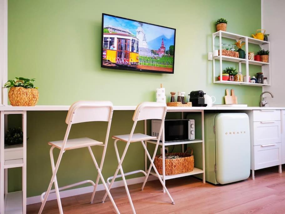 Sunny Flat 50 Meters From The Metro Apartment Milan Luaran gambar